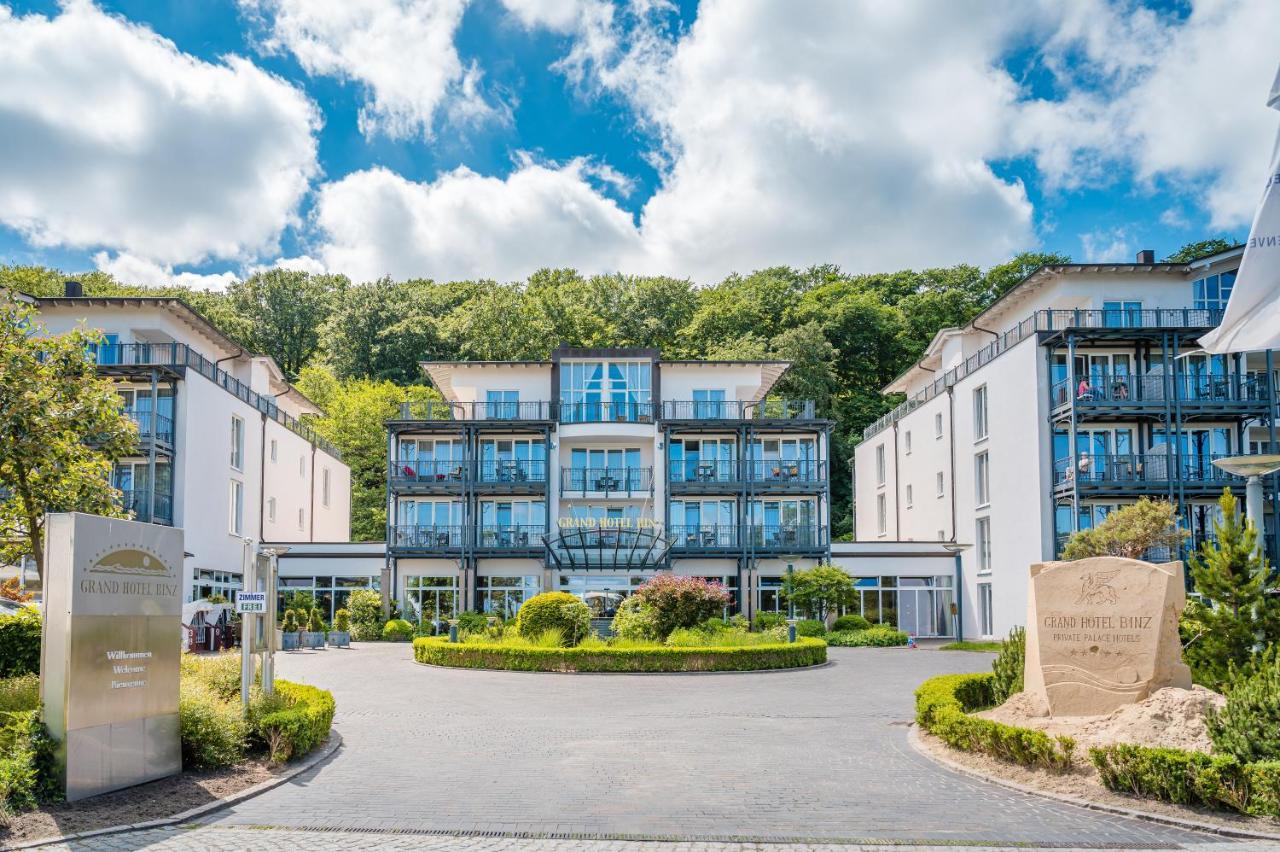 Grand Hotel Binz Bagian luar foto The German National Academy for Public Health at the Robert Koch Institute